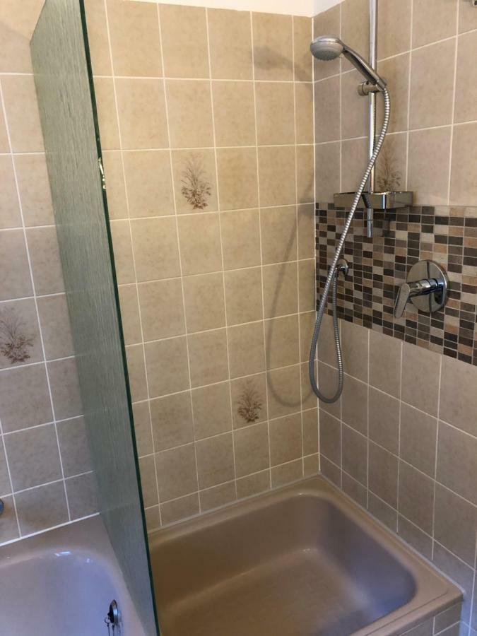 Ferienwohnung "Am Ochsentor" Andernach Bagian luar foto